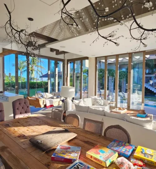 Modern Penthouse Apartment